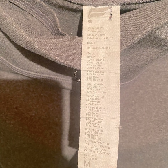 Fabletics short  grey M - Picture 5 of 5